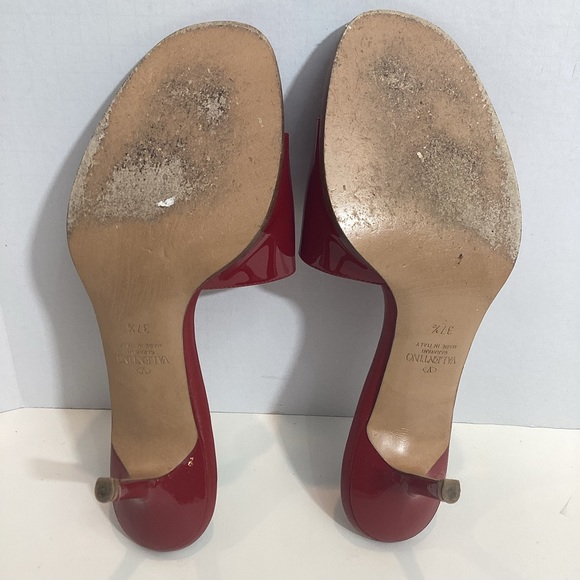 VALENTINO GARAVANI VLOGO PATENT LEATHER SANDALS 37.5